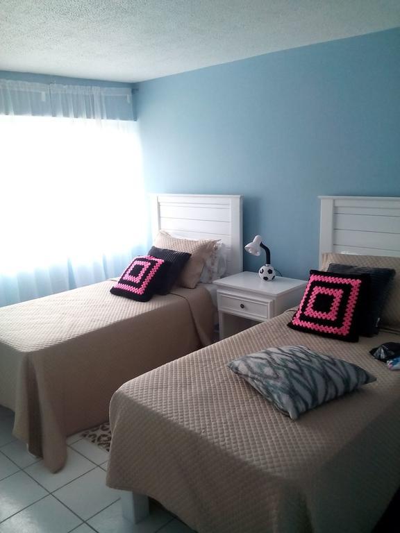 Mcfarlane'S Place Ocho Rios Buitenkant foto